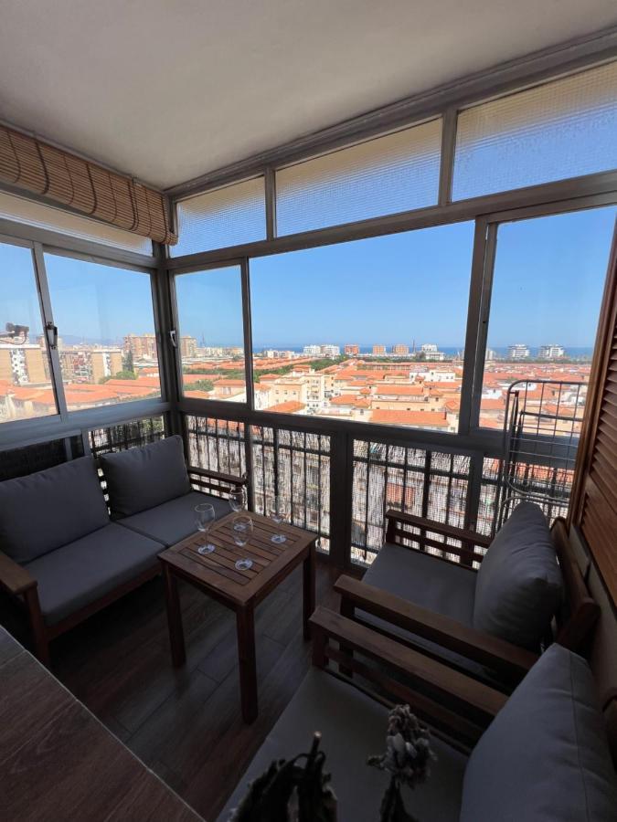 3 Bedrooms Apt With The Sea View Малага Экстерьер фото